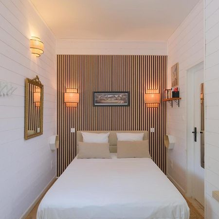 Les Suites D'Alienor, Suite Jasmin ペサック エクステリア 写真