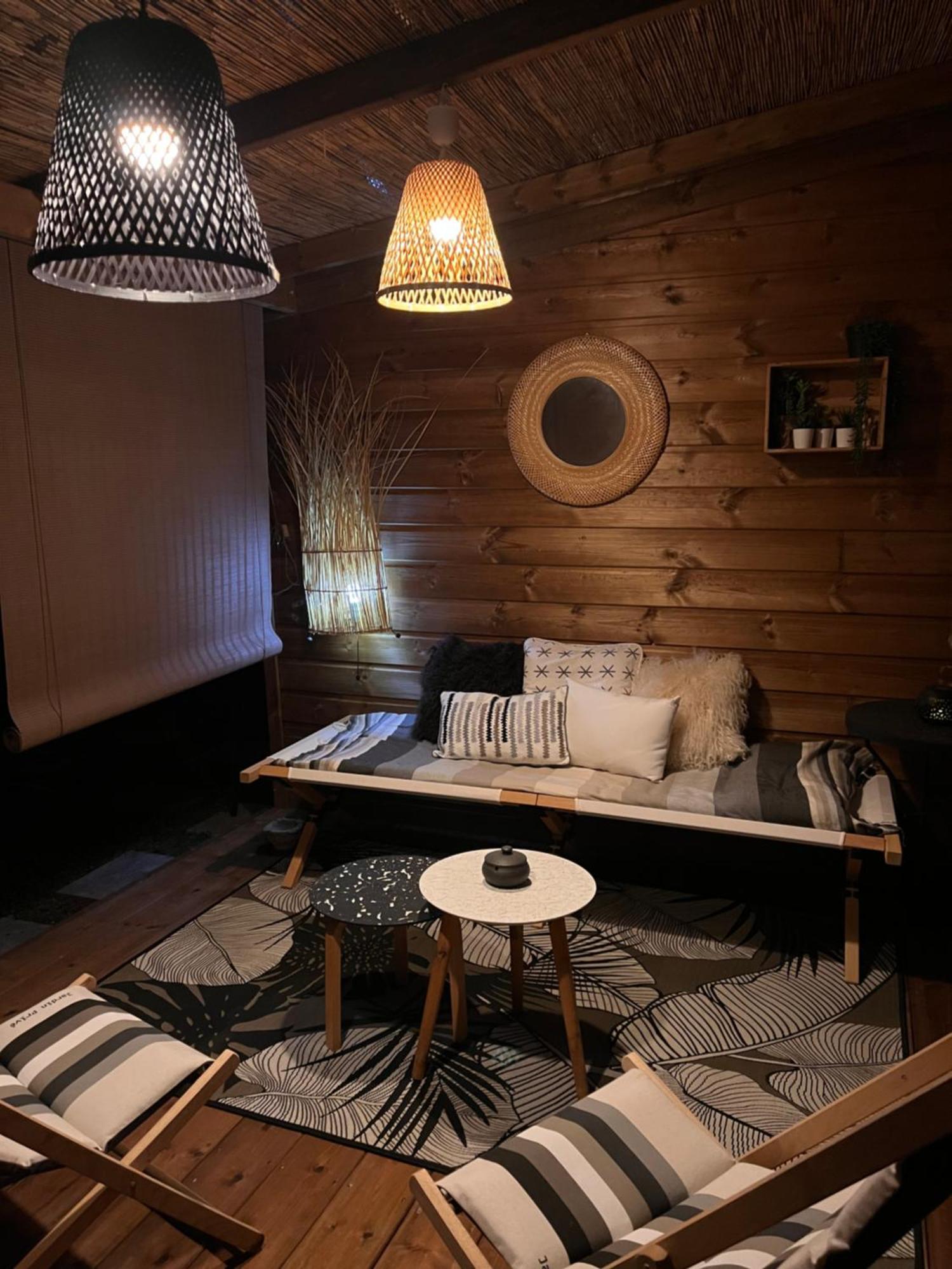 Les Suites D'Alienor, Suite Jasmin ペサック エクステリア 写真